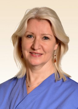 Ingrid Straer; OP-Fachschwester, Hygienemanagement, OP-Assistenz